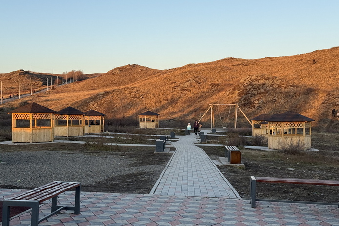 Зона отдыха возле горы Чечек подключена к электричеству